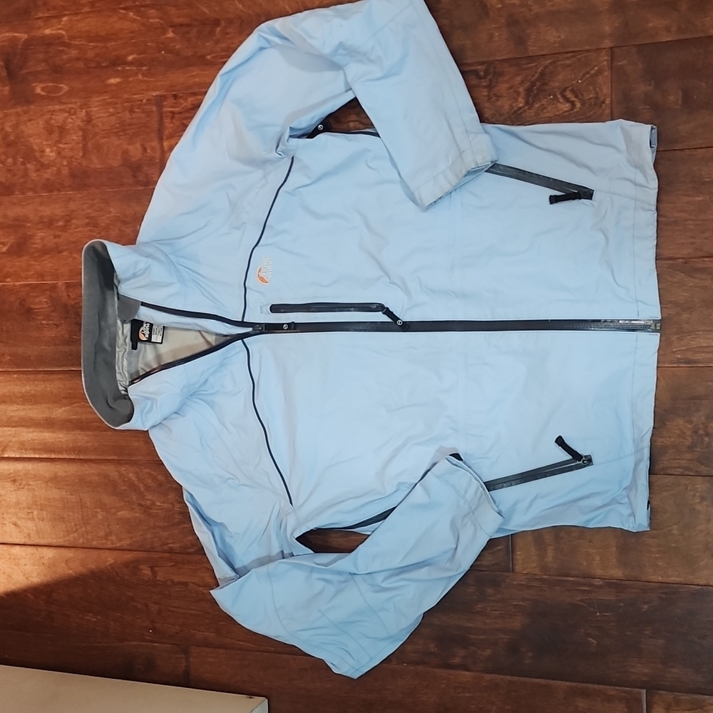 Lowe Alpine triplepoint jacket